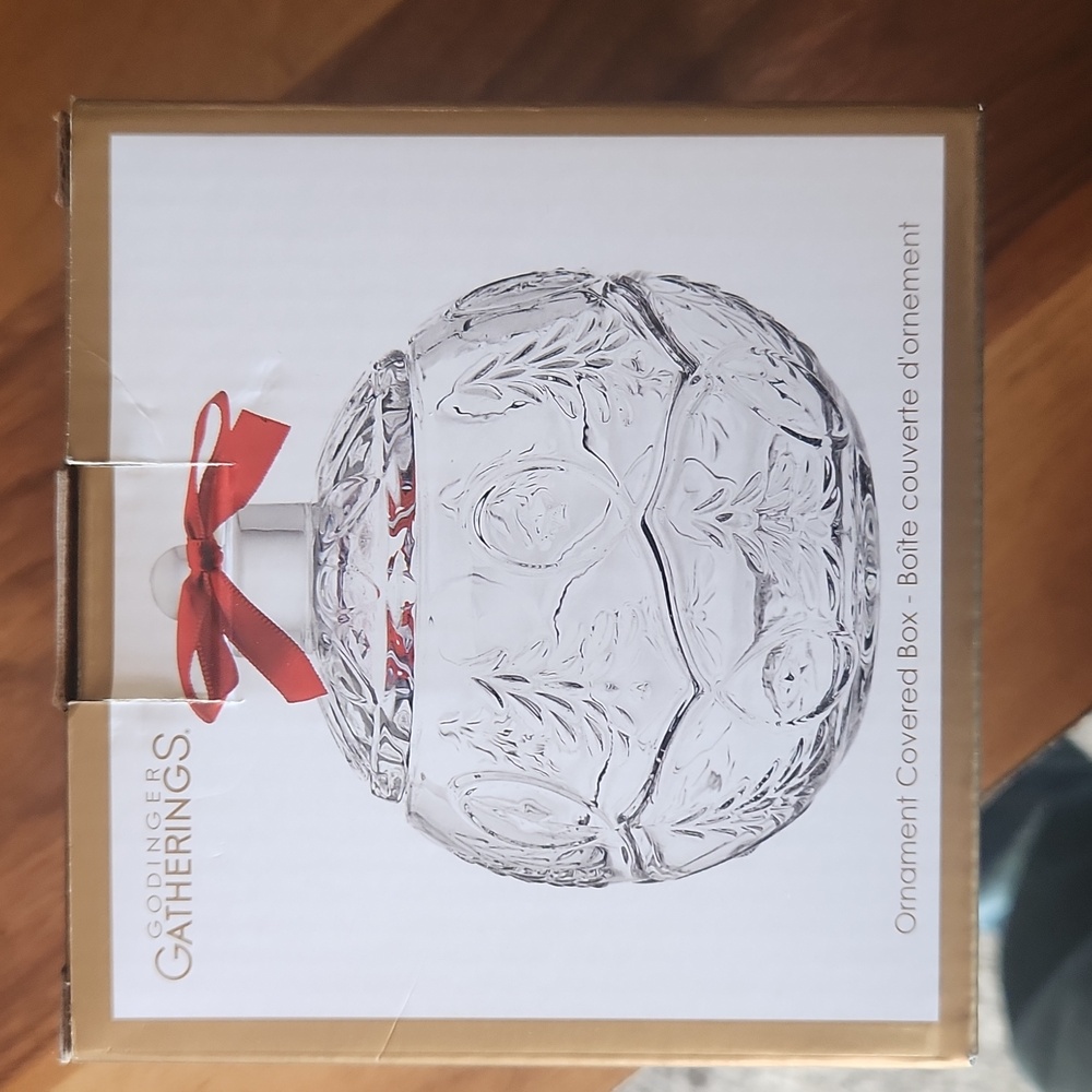 Godinger Gatherings ornament